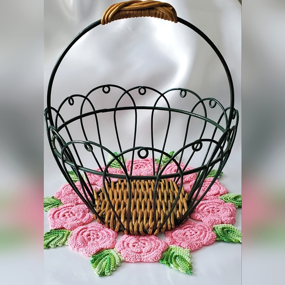 Vintage Wire and Wicker Green Round Basket